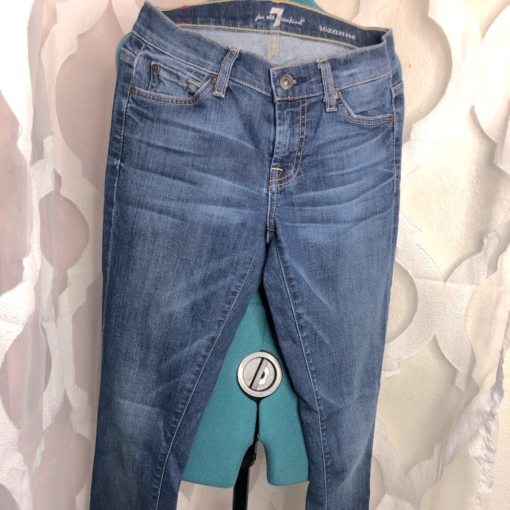 The Roxanne slim jeans from 7 For All Mankind. Size: 24